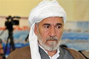 مسلمانان با اتحاد نقشه مسموم دشمنان را نقش بر آب کنند