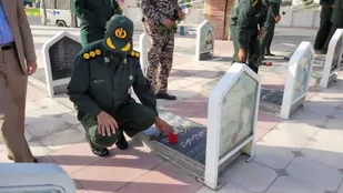گلباران قبور مطهر شهدای شهرستان بمناسبت اعیاد شعبانیه
