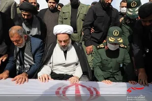 مراسم تشیع و تدفین شهید قدر در زاهدان برگزار شد