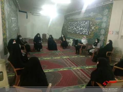نشست تربیتی با خانواده متربیان حوزه کوثر ۴ اراک برگزار شد