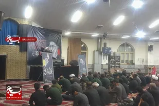 برگزاری مراسم یادبود و بدرقه قائد شهید امت در نهاوند