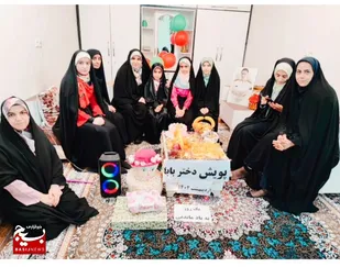 غبار روبی و عطر افشانی گلزار شهدا در بهبهان