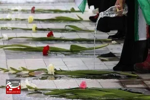 قبور مطهر شهدای ماهان به مناسبت سالروز شهادت &laquo;غلامرضا یزدان&zwnj;شناس&raquo; عطر افشانی شد