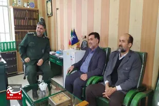 هنرمندان بسیجی افسران جنگ نرم هستند