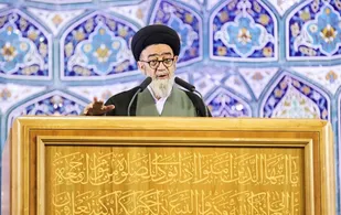 تلاش دشمن دچار کردن مردم و کشور در التهاب ساختگی است