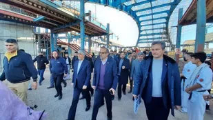 بازدید وزیر ورزش و جوانان از پروژه استادیوم3000 نفری ابهر