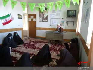 جلسه نشست روشنگری در پایگاه الزهرا نهضت آباد برگزار شد