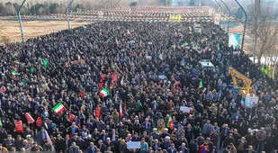بیش از یک میلیون اصفهانی دیروز به میدان آمدند