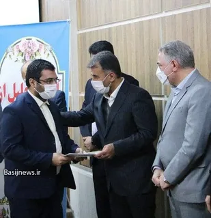 تحقیق و پژوهش راه برون رفت از مشکلات جامعه است
