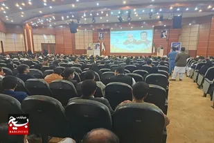 اخلاص، ولایتمداری شهید سلیمانی باید الگوی افسران جنگ نرم باشد