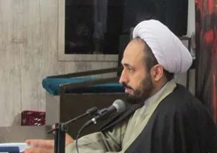 ما پس از انقلاب همه پایه های غرب را از بین برده ایم