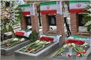 عطر افشانی مزار شهدای گمنام و شهدای شهر درق