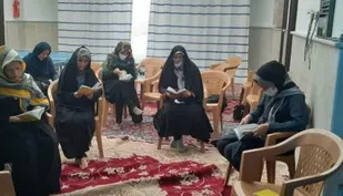 برگزاری مراسم زیارت عاشورا در پایگاه انصارالزهرا (س) خوانسار