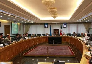 نرخ سود امروز کم می شود؟