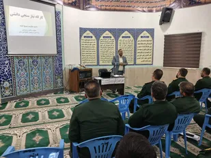 برگزاری کارگاه تجربه نگاری در نمازخانه ناحیه مقاومت بسیج ایذه