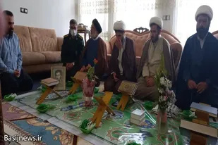 دیدار مسئولین شهرستان اسدآباد با خانواده ۳ شهید روحانی