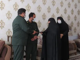 تقدیر از فرمانده پایگاه شهدا ناحیه مقاومت بسیج روح الله
