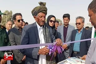 افتتاح سه حلقه چاهک کشاورزی در روستای &laquo;غلام&zwnj;نبی&raquo; هامون به مناسبت دهه مبارک فجر