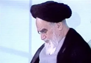 گاهی یک "تسبیح"آدم را به جهنّم می برد!