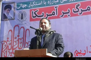 ملت ایران ایستادگی در مقابل دشمن را از مکتب عاشورا آموخت