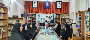 جنگ ترکیبی برای تغییر افکار و عقاید ملت ایران است/روشنگری کلید پیروزی