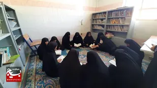 محفل انس با قرآن در پایگاه حضرت معصومه (س)&raquo; / نور ایمان در هفته دفاع مقدس