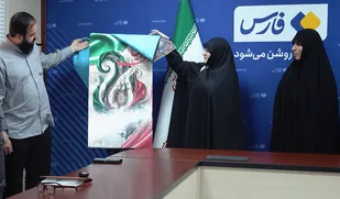 رونمایی از پوستر دومین جشنواره ملی &laquo;ایران&zwnj;دخت&raquo;/ تلاش برای بازگرداندن پوشش ایرانی به میدان مد