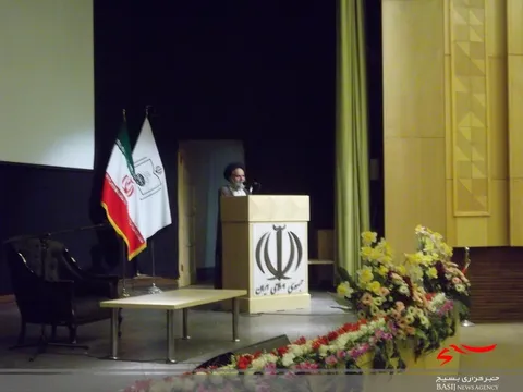 به همت بسیج طلاب وسازمان تبلیغات شهرستان خمین