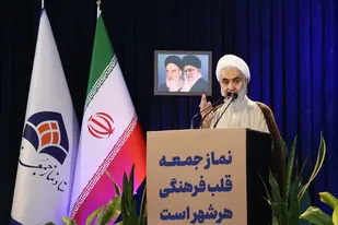 ایده امام خمینی(ره) در پیشنهاد جمهوری اسلامی برکات زیادی داشت/ شعار سال با همکاری دانشگاه و صنعت و حضور توده های مردم پیش می رود
