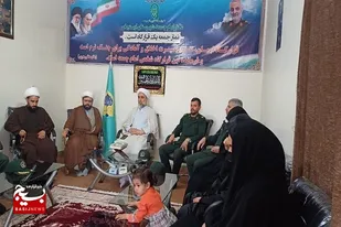 حضور در جبهه&zwnj;های مقابله با نفوذ اندیشه&zwnj;های انحرافی در حوزه&zwnj;ی دین، از مؤلفه&zwnj;ها و وی&zwj;ژگی&zwnj;هایی&zwnj;که شهید مطهری را در این جایگاه ممتاز قرار داد