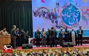 سمنان؛ استان برتر در راهیان نور معرفی شد/درخشش دست اندرکاران راهیان نور استان سمنان در همایش تجلی اخلاص