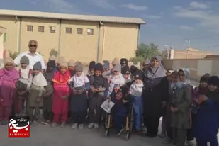 اهدای ۱۵۰۰ کلاه زمستانی بین دانش آموزان سیستانی