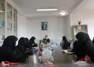 نشست سردار مسلمی با خواهران شاغل ستاد سپاه کربلا برگزار شد