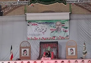 حضور رزمندگان گردان۱۲۴ امام حسین(علیه السلام) در مراسم هفتمین روز شهادت مدافع وطن مختار مومنی