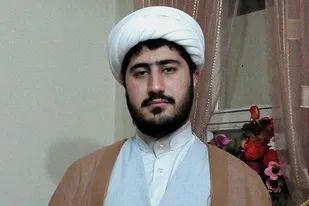 اقامه نماز اول وقت برایش اصل مهمی در زندگی بود