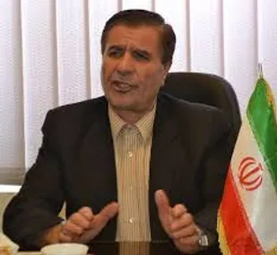 بیکاری دامن کشور را گرفته و چاره کار اجرای اقتصاد مقاومتی است