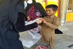 توزیع ماسک رایگان در مکان&zwnj;های پرتردد خاش