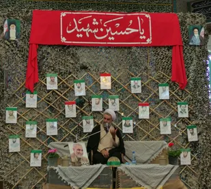ترویج فرهنگ ایثار و شهادت و ولایتمداری راه غلبه بر توطئه های دشمنان