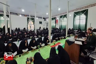 اجتماع عظیم بانوان عزادار قائد امت در صالح آباد