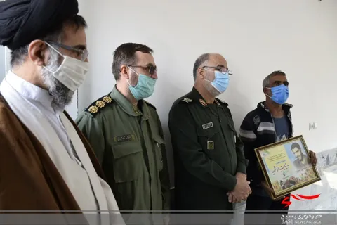 ۱۰۰۰ بسته کمک مومنانه،افتتاح ۴ باب منزل مسکونی برای نیازمندان و آئین کلنگ زنی مسجد امام عسگری در ساوه