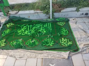 برپایی سفره صلوات و غبارروبی مزار شهدا،در جهت تجدید میثاق با آرمان&zwnj;های مقدس شهدا