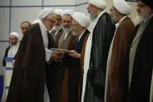 همایش تجلیل از اساتید بسیجی ایثار گر حوزه علمیه قم