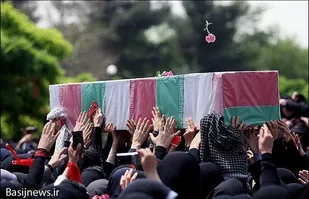 پیکر سه شهید گمنام دفاع مقدس در قزوین تشییع می شود