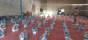 تهیه و توزیع ۱۳۰ بسته معیشتی در بیارجمند
