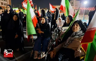 تجمع پرشور مردم در میدان جمهوری اهواز