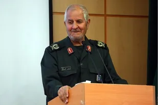 &nbsp;دفاع مقدس سند عزت ملت ایران در برابر توطئه جهانی است