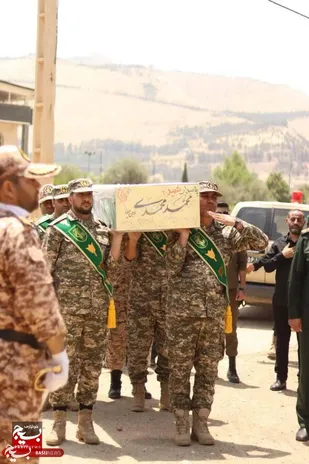 تشییع پیکر شهید محمد محمدی زرین چقا در خرم&zwnj;آباد+عکس