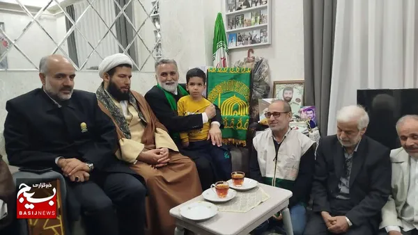 کاروان &laquo;زیرسایه خورشید &raquo;