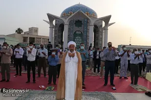 نماز عید سعید فطر در جزیره خارگ اقامه شد