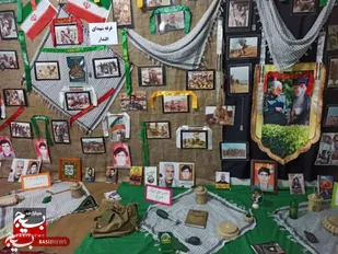 نمایشگاه &laquo;شهدای اقتدار&raquo; توسط پایگاه  هاجر سمل شمالی تنگستان برپا شد